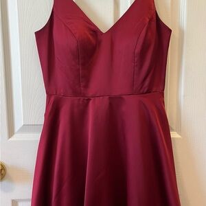 Elegant Burgundy Sleeveless Dress
